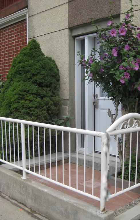 Dovercourt Village Mews Toronto Exterior foto